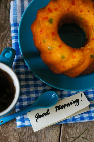 Holiday cake and tea — Stock Photo, Image