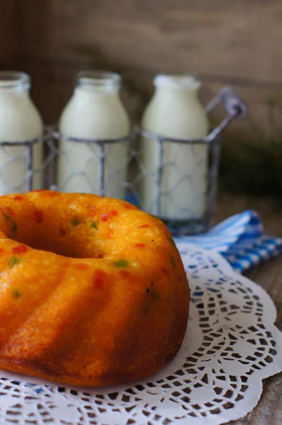 Torta és tej — Stock Fotó