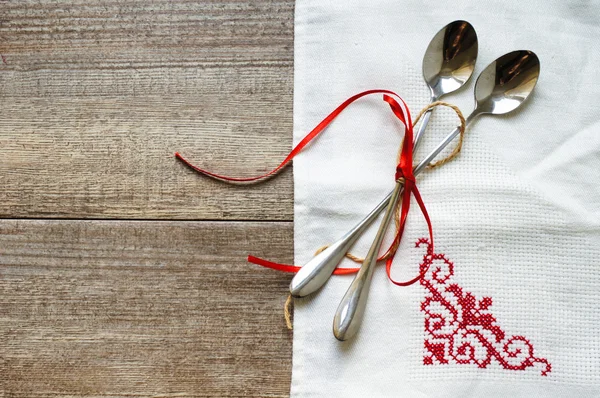 St. Valentin 's festlich gedeckter Tisch — Stockfoto