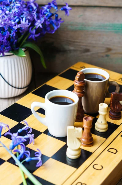 Schach und Kaffee — Stockfoto