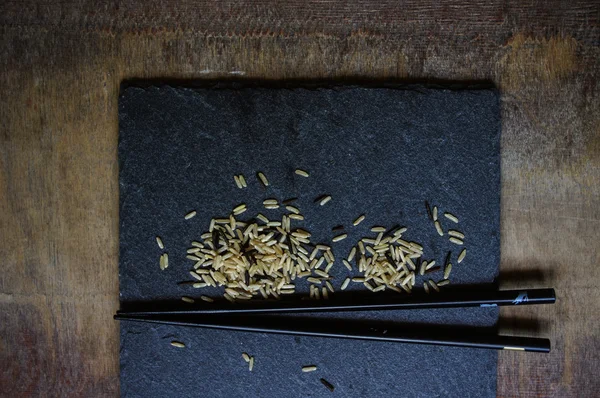 Ätpinnar och ris — Stockfoto