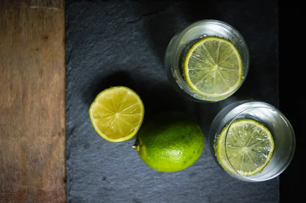 Water and lime — Stock Photo, Image