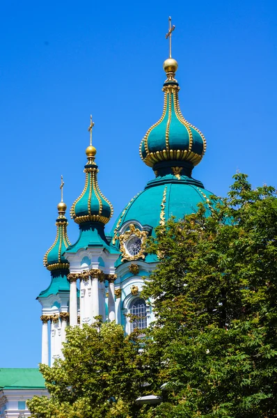 Один з найбільш красивих Церква в Києві, Україна - Андрія церкви на Андріївському узвозі — стокове фото