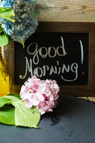 Bloemen en Goedemorgen — Stockfoto