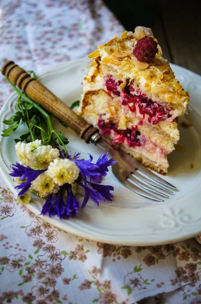 Almond cake — Stock Photo, Image