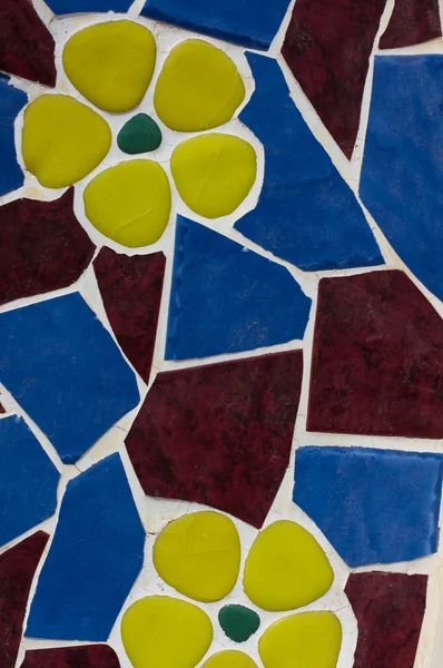 Mosaico decorativo de cerámicos azulejos rotos como fondo — Fotos de