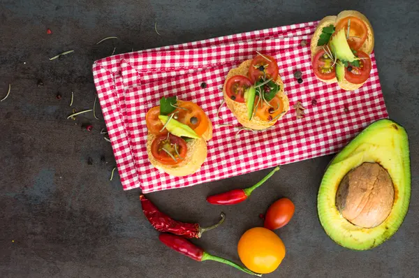 Bruschetta with avocado — Stock Photo, Image