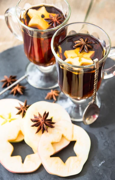 Chá quente com especiarias — Fotografia de Stock