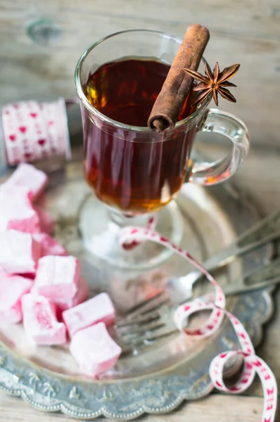 Té caliente con dulces —  Fotos de Stock