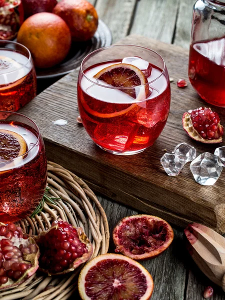 Coquetéis de laranja e romã — Fotografia de Stock