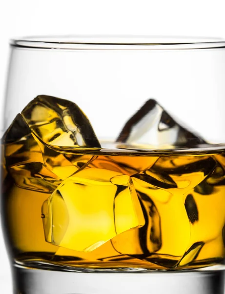 Whisky Sulle Rocce Sfondo Bianco — Foto Stock