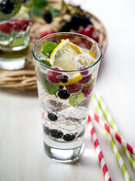 Berry detox drink — Stock Photo, Image