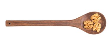 Tahta kaşık izole beyaz zemin üzerine ceviz