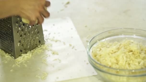 Young Woman Rubs On The Grater Seldirey — Stock Video