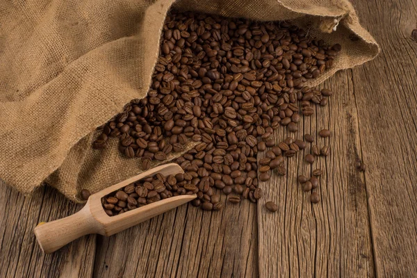 Smak kawy i drewniane tła — Zdjęcie stockowe