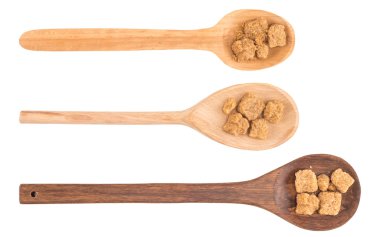 küp şeker kamışı tahta kaşıkla