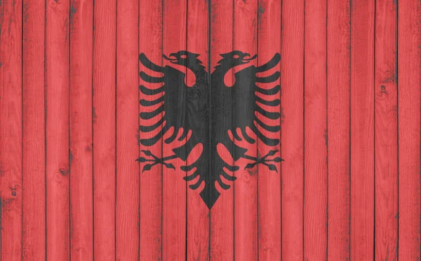 Прапор Албанії намальовані на дерев'яному каркасі — стокове фото