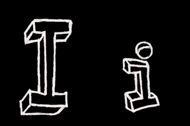 I - Chalc Abc harfleri siyah arka plan üzerinde