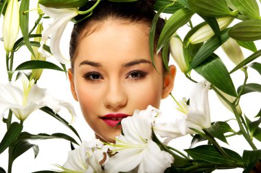 çiçekli bir kadının Güzellik yüz.