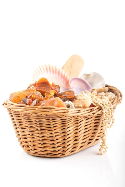 Willow basket with souvenirs from holiday — Stock Photo, Image
