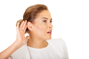 güzel iş kadını bir konuşma kulak misafiri