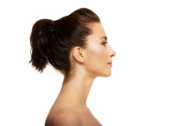 Güzel düşünceli kadınla makyaj.