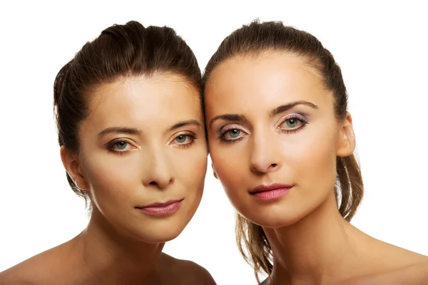 Dos hermanas con maquillaje . — Foto de Stock