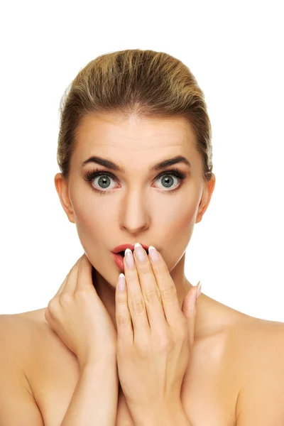 Beautiful young surprised woman — Stock Photo, Image