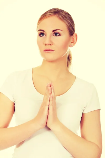 Mujer joven rezando - concepto de religión —  Fotos de Stock