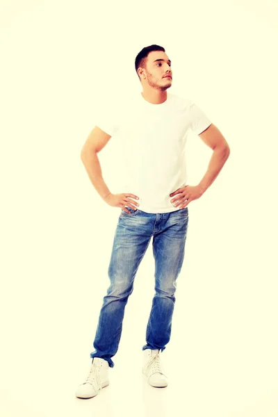 Hombre joven en camiseta blanca —  Fotos de Stock