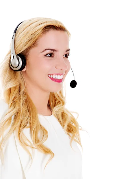 헤드셋을 착용 하는 여성 고객 서비스 담당자의 근접 촬영 초상화. — 스톡 사진