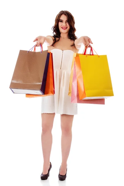 ショッピングバッグを持つ美しい女性 — ストック写真