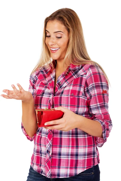 Mujer sonriente sosteniendo la billetera y haciendo gestos no sé —  Fotos de Stock