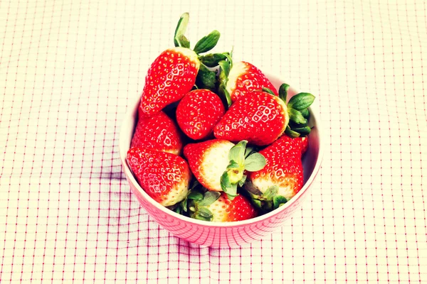 Fresh red strawberries — Stock Photo, Image