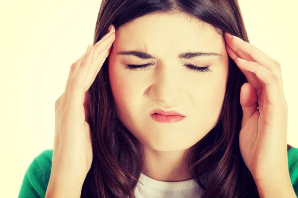 Wanita remaja dengan sakit kepala — Stok Foto