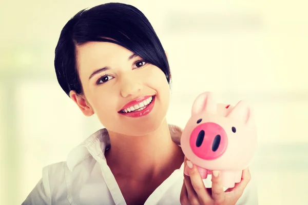 Mulher de negócios feliz com suas economias — Fotografia de Stock