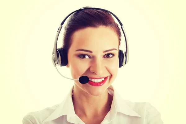 Hermosa mujer de pie con micrófono y auriculares . — Foto de Stock