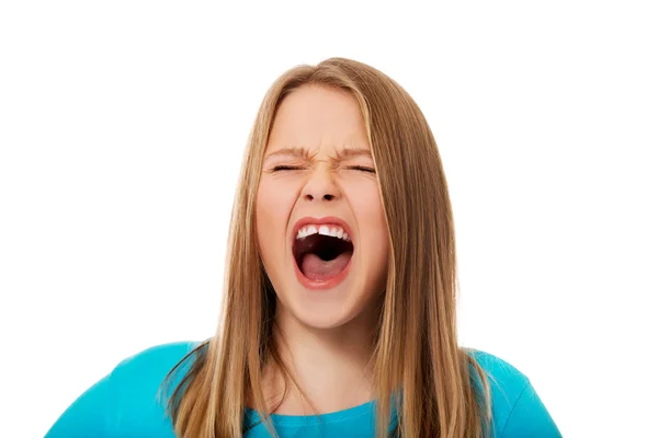 Młoda kobieta krzyczy — Zdjęcie stockowe