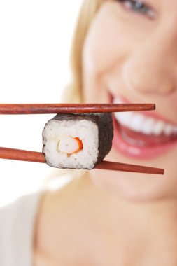 suşi yemek kadın