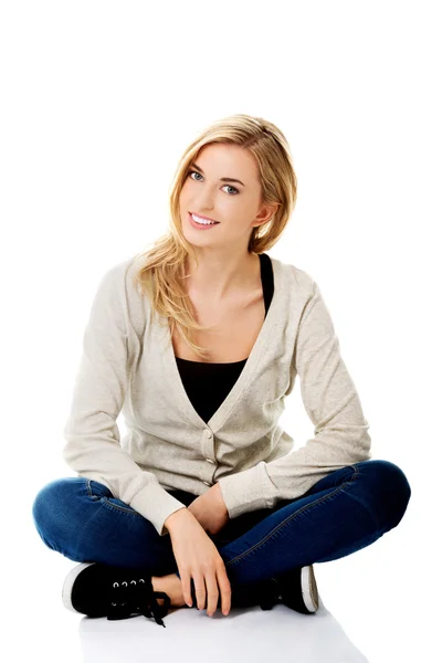 Young casual woman. Studio portrait — Stock Photo, Image