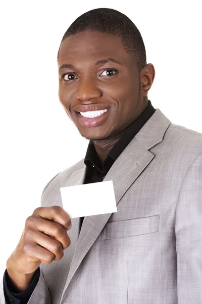 Uomo d'affari che mostra biglietto da visita — Foto Stock