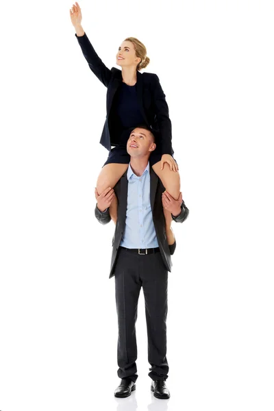 Man supports his friend to rich high — Stock Photo, Image