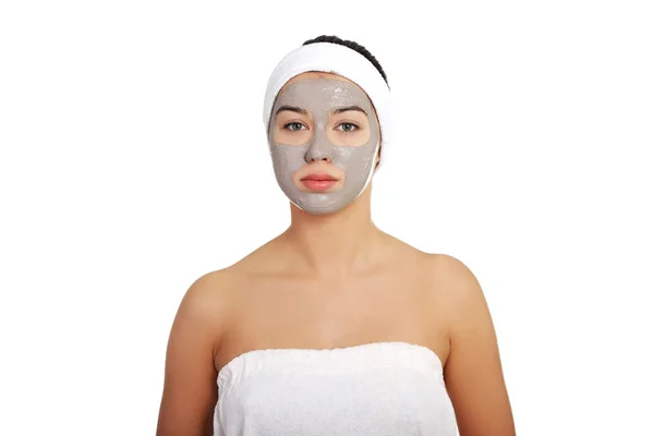 Žena s obličejovou maskou — Stock fotografie
