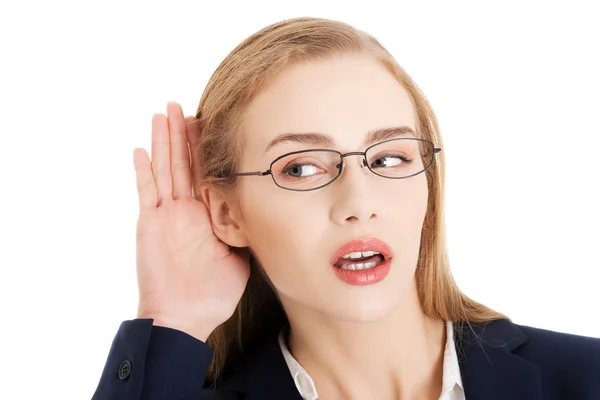 Businesswoman overhears — Stock Photo, Image