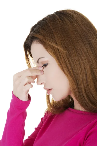 Mujer con dolor sinusal —  Fotos de Stock