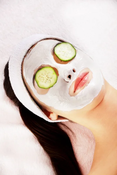 Young woman enjoying spa — Stock Photo, Image