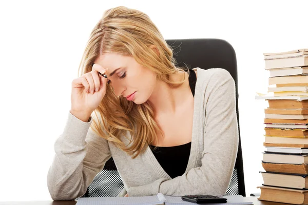 Woman preparing to exam — Stock Photo, Image