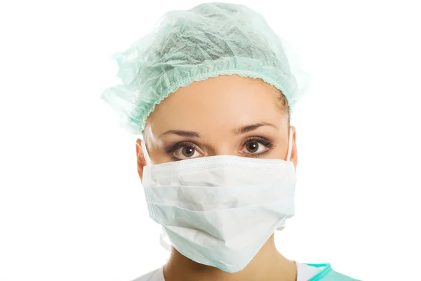 Retrato de un médico con máscara protectora —  Fotos de Stock