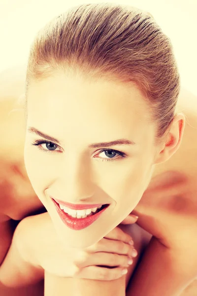 Vacker topless kvinna med färska ren hud. — Stockfoto