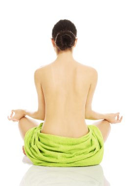 güzel çıplak kadın pratik yoga